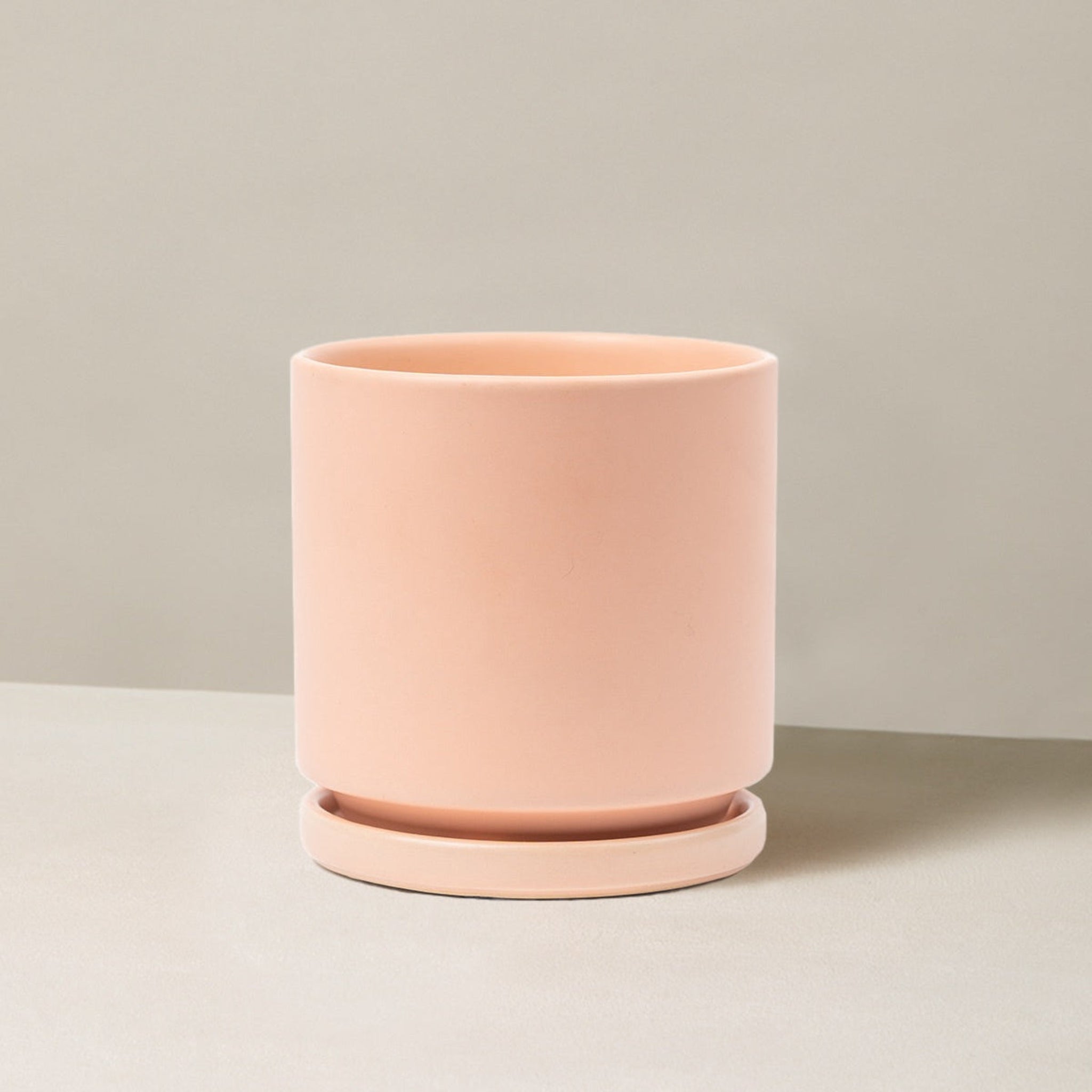 Isabella Planter